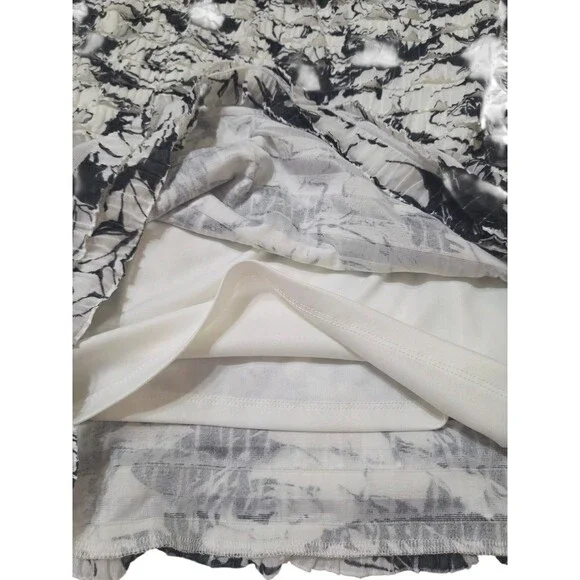 NWT JS Collection Black White Paneled Floral Bodycon Mini Dress Women's 10 E17.1 - Picture 7 of 12